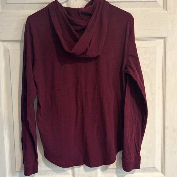 maroon hooded longsleeve shirt size xl - Picture 4 of 7